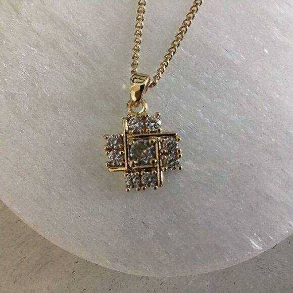 Swarovski Crystal Necklace   - Picture 5 of 5